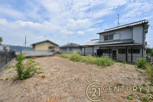 生駒郡三郷町勢野西５丁目の中古一戸建の庭|■現地撮影写真■多用途に使用可能なお庭付き！