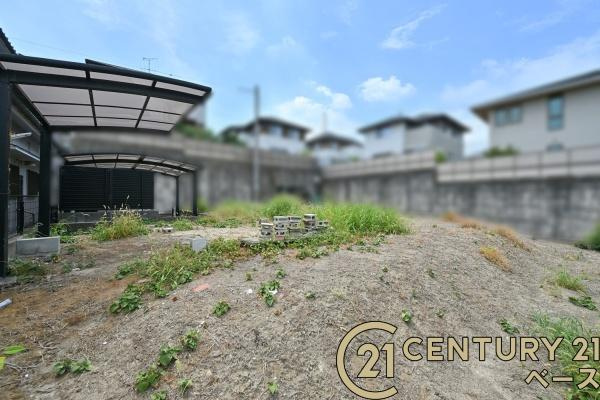 生駒郡三郷町勢野西５丁目の中古一戸建の庭|■現地撮影写真■家庭菜園やガーデニングなど多用途に楽しめるお庭付き！
