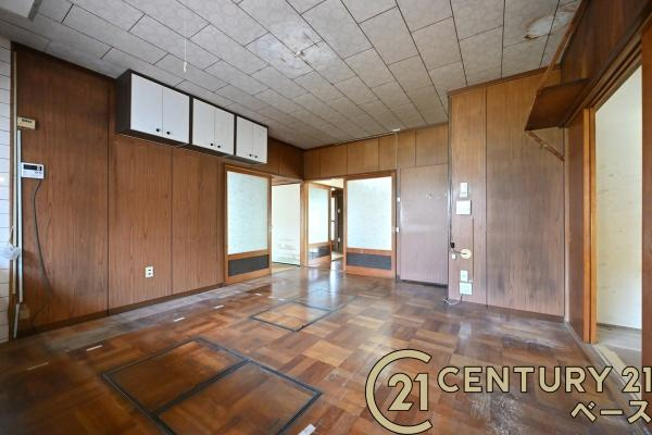生駒郡三郷町勢野西５丁目の中古一戸建の居間・リビング