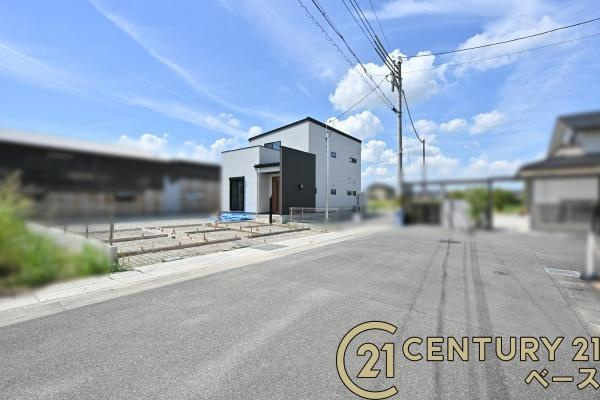 北葛城郡広陵町萱野 ／新築一戸建の前面道路含む現地写真|■現地撮影写真■前面道路：約６ｍと広々開放的・落ち着いた雰囲気の閑静な住宅地です！