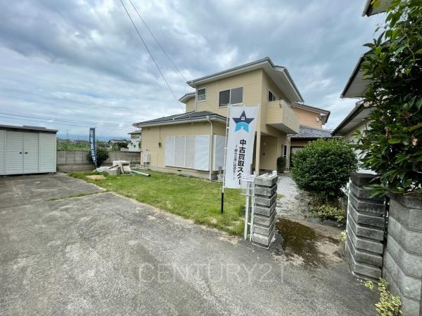 前橋市北代田町中古一戸建ての前面道路含む現地写真