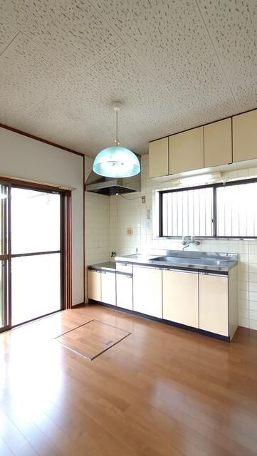 中沢町テラスハウスのキッチン