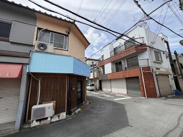 【前面道路含む現地写真】 | 門真市野里町　店舗付住宅