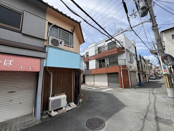 【前面道路含む現地写真】 | 門真市野里町　店舗付住宅