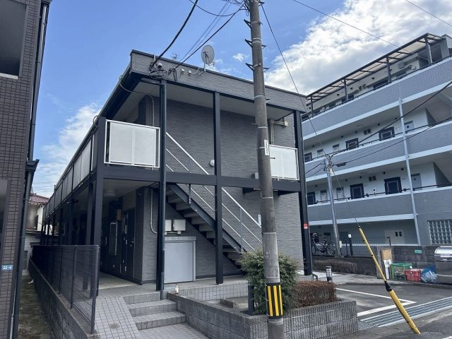 レオパレスフェアリーテールⅠの外観