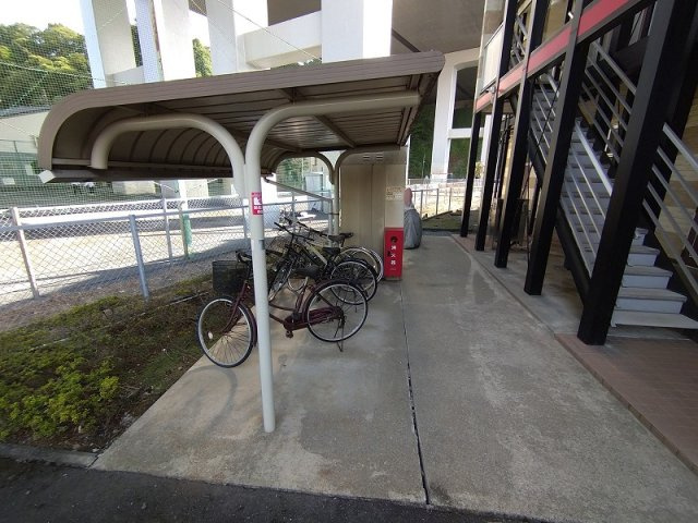 レオパレスコンフォートⅡのその他|駐輪場　原付＆自転車のみ駐輪可能