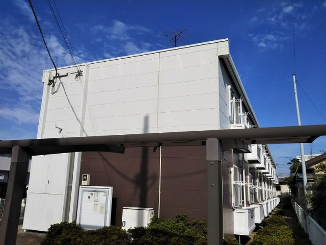 レオパレス石鎚の外観