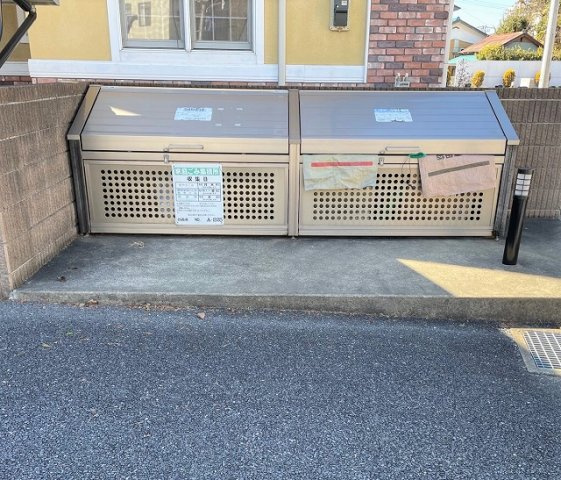 レオパレスボンジュルネのその他|専用ゴミ置き場