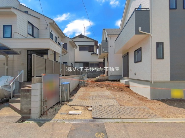 『八王子市新築戸建て』八王子市散田町2-32-5【仲介手数料無料】　１４期の外観|～仲介手数料無料☆八王子ひなた不動産～八王子市散田町　新築戸建て