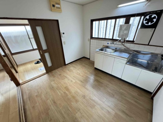 【居間・リビング】 | 高安町北5丁目テラスハウス