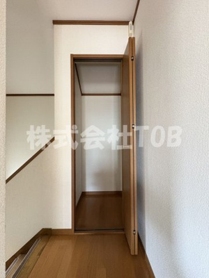 【収納】 | 船橋戸建-船橋5丁目・定期借家3年- | 2F　ホール　収納※クリーニング完了前※