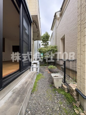 【庭】 | 船橋戸建-船橋5丁目・定期借家3年- | 1F　LDK15.6帖　テラス※クリーニング完了前※