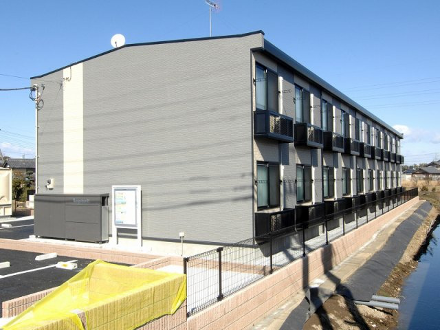 レオパレスエクレールの外観