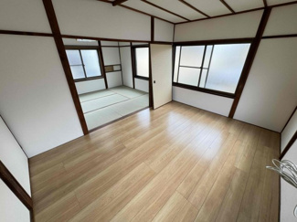 【居間・リビング】 | 高安町北5丁目テラスハウス