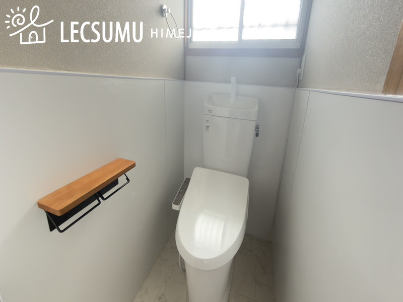 姫路市四郷町明田/中古戸建のトイレ
