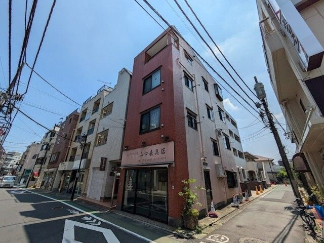 山口ビルの外観