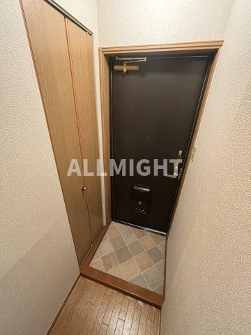 川崎市多摩区登戸の賃貸マンションの玄関|★お部屋探しはオールマイト不動産までご相談下さい♪