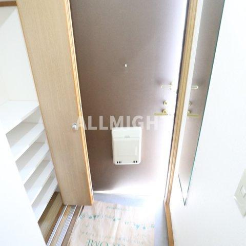 川崎市多摩区登戸の賃貸マンションの玄関|★お部屋探しはオールマイト不動産までご相談下さい♪