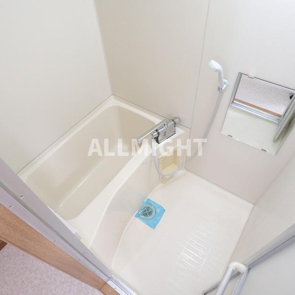 川崎市多摩区登戸の賃貸マンションの浴室|★お部屋探しはオールマイト不動産までご相談下さい♪