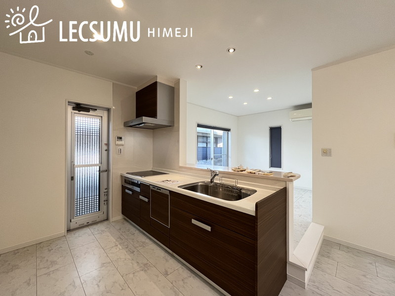 姫路市御国野町深志野/中古戸建のキッチン