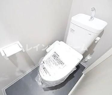 DOELのトイレ|別部屋写真参照