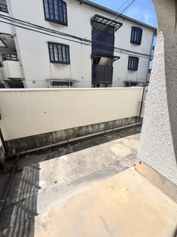 大栄マンションの庭