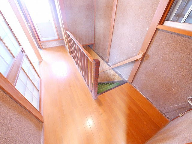 神殿町戸建の内装