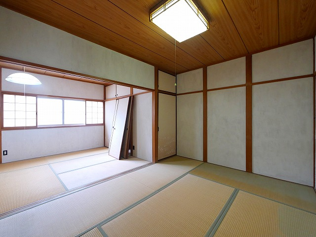 神殿町戸建の内装