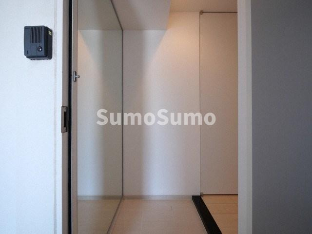 アガスティーア薬院の玄関