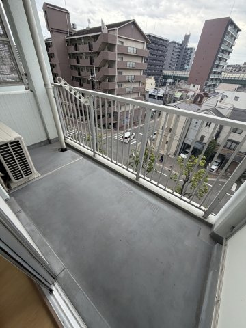 キャナルタウンウェスト11号棟のバルコニー