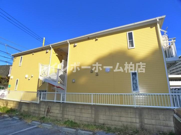 仲介手数料50％半額キャンペーン物件の外観|落ち着いた雰囲気の外観です