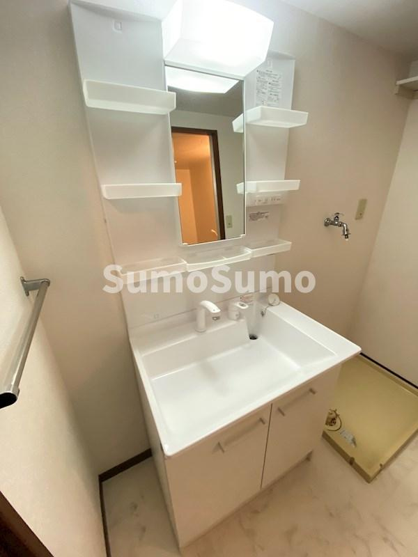 グランデージ箱崎の独立洗面台