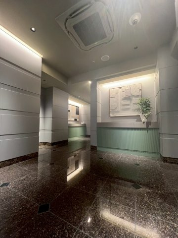 エムジー目黒駅前のロビー