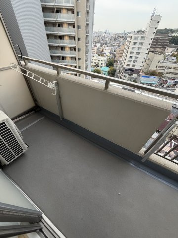 ハートフル湊川1号棟のバルコニー