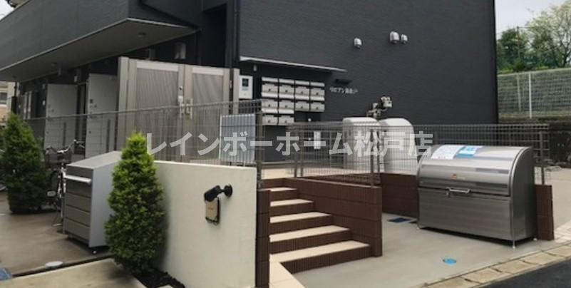 リロアン新松戸のエントランス|清潔なエントランスです