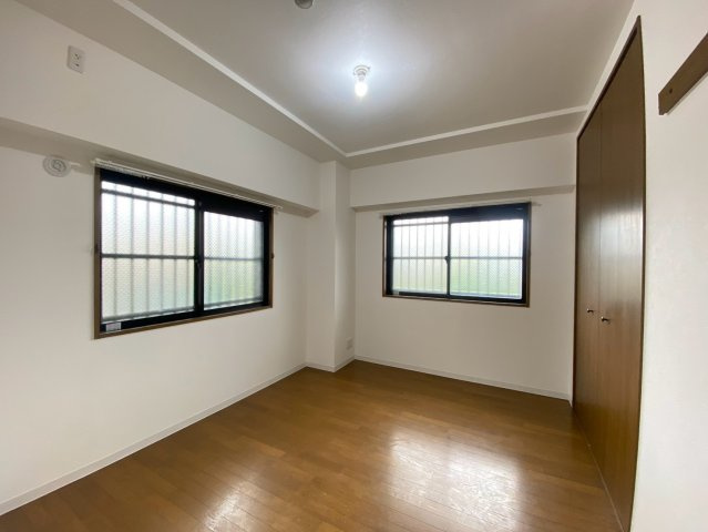 千葉市稲毛区小中台町の賃貸マンションの居間・リビング|使いやすい居間です