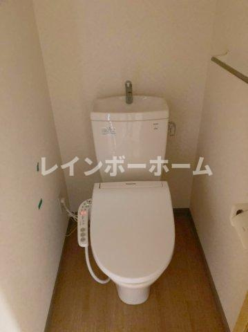 ロバートのトイレ