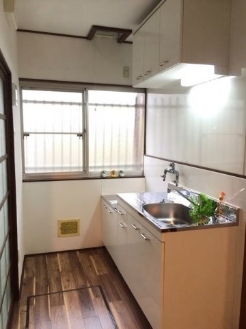 餌差町戸建て貸家のキッチン