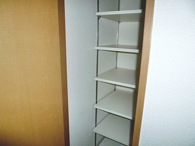 【内装】 | レージュ道徳
