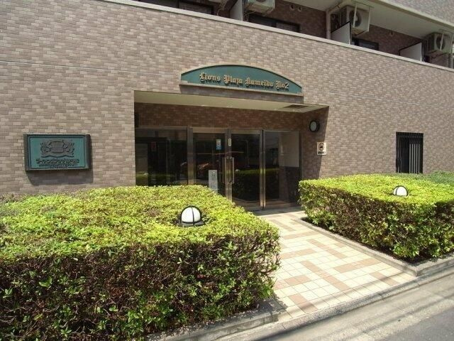 江東区亀戸２丁目の賃貸マンションのエントランス