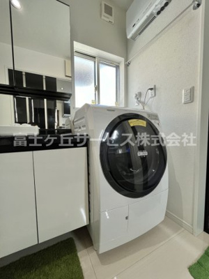 【ランドリースペース】 | 浜松市中央区下石田町 中古住宅 | 洗濯機置き場