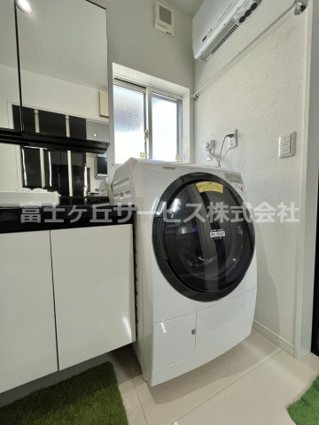 【ランドリースペース】 | 浜松市中央区下石田町 中古住宅 | 洗濯機置き場