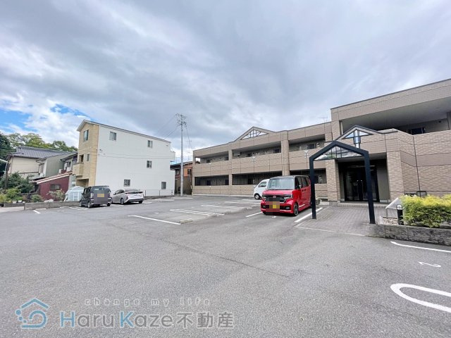 【駐車場】 | シャイン妙音【名古屋市賃貸・オートロック付】