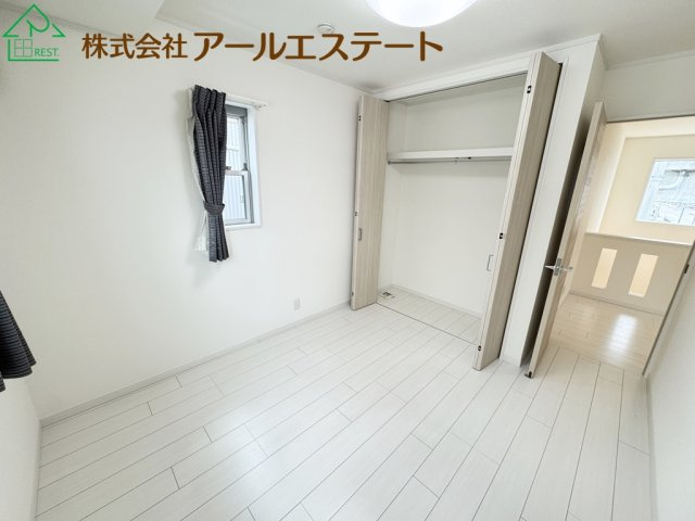 姫路市御国野町深志野　　中古戸建の子供部屋