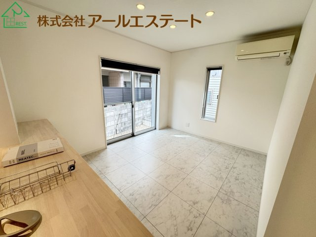 姫路市御国野町深志野　　中古戸建の居間・リビング