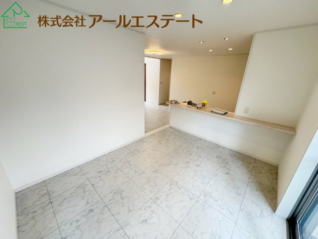 姫路市御国野町深志野　　中古戸建の内装