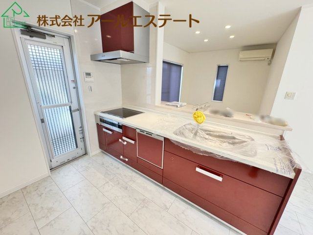姫路市御国野町深志野　　中古戸建のキッチン