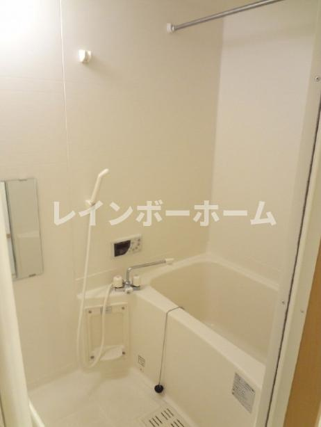 アムール コンセントの浴室