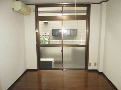 【居間・リビング】 | 睦町ハイツ