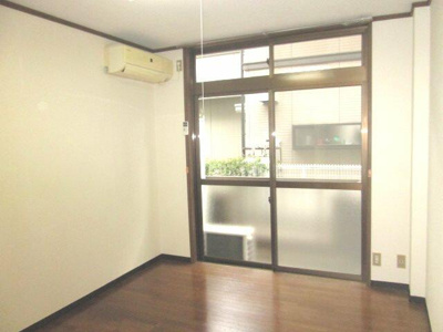 【居間・リビング】 | 睦町ハイツ